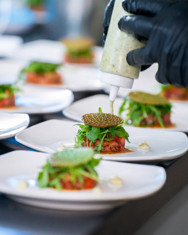 Gourmet wedding catering in Aruba by Chef Patrick, featuring delicious fine dining and fresh Caribbean ingredients (4)