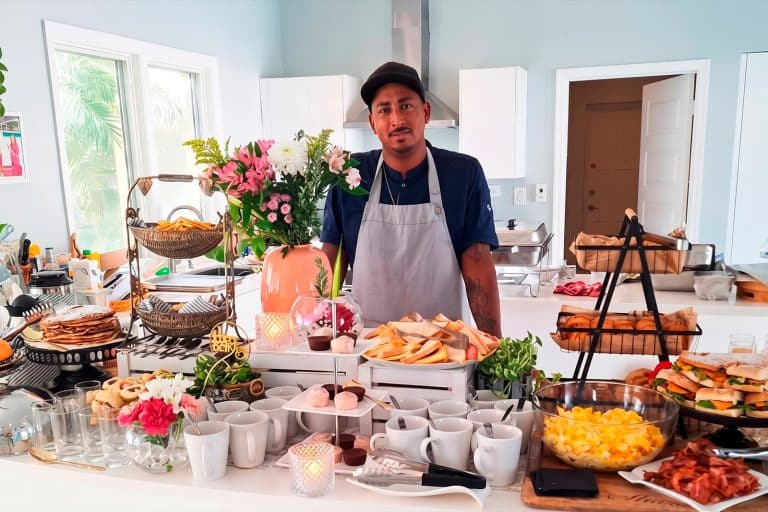 brunch-food-station-catering-services-amuse